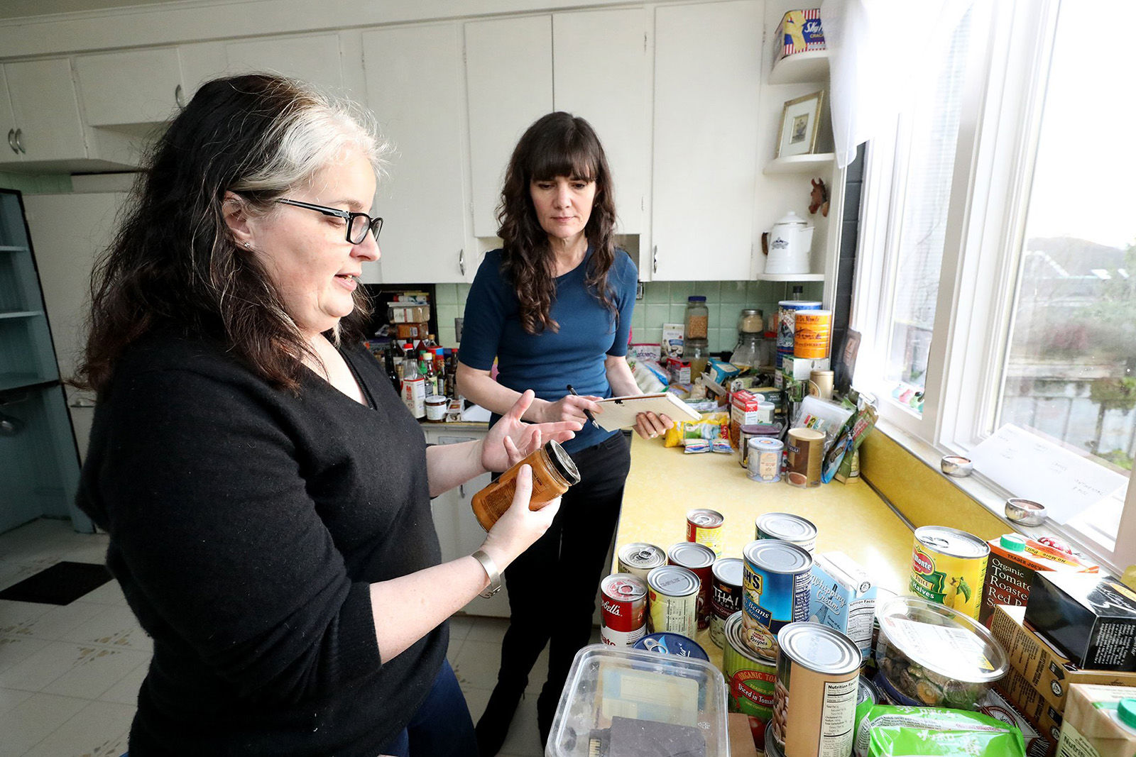 FOOD-PANTRY-REORG-3-SE